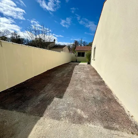 Semesterbostad Serenite Aux Nids Du Petit Bois Pour Un Sejour Detente En Charente Maritime *