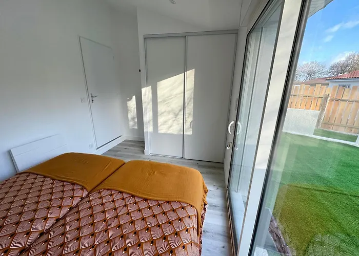 Sérénité Aux Nids Du Petit Bois Pour Un Détente En Charente Maritime * Breuillet (Charente-Maritime)