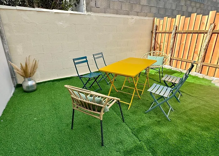 Sérénité Aux Nids Du Petit Bois Pour Un Détente En Charente Maritime * Breuillet (Charente-Maritime)